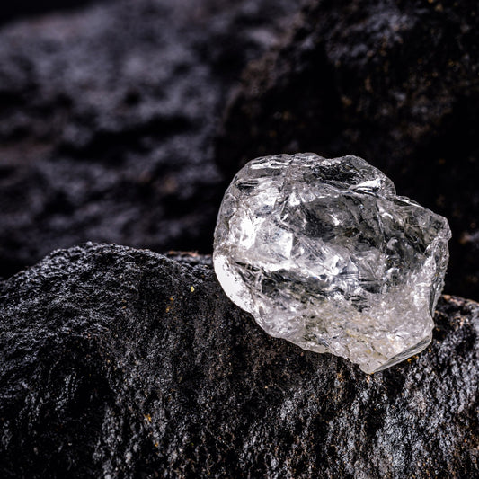 Beyond the 4 Cs: Lesser-Known Factors That Affect Diamond Quality - Dracakis Jewellers