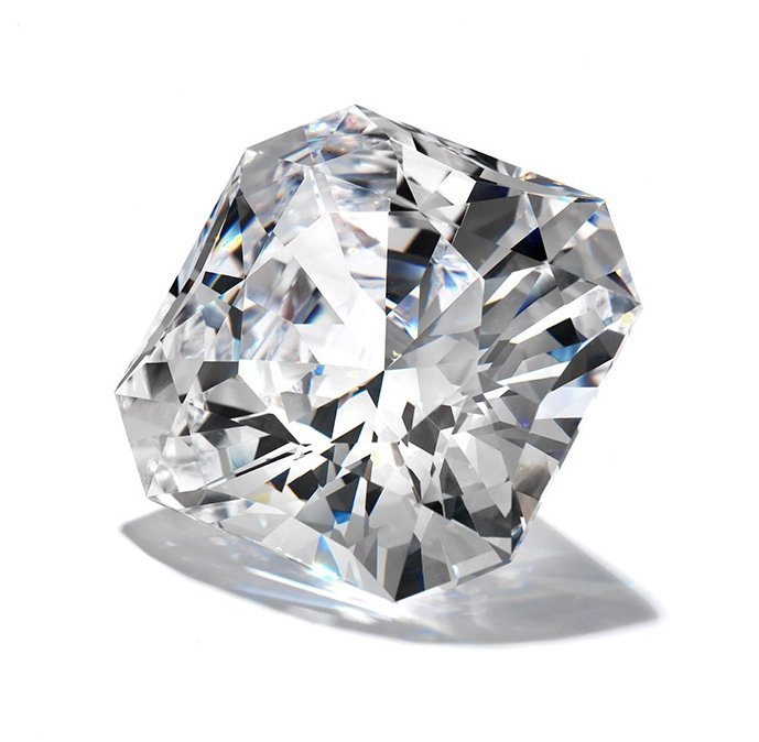 Hearts On Fire Dream Cut Diamond (0.662ct) - Dracakis Jewellers